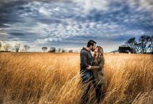 夢見跟別人接吻什么意思