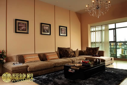 客廳沙發(fā)背景墻風水:如何選擇掛畫(圖文)