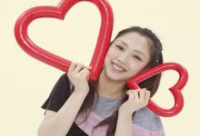 痣的圖解-眼睛周圍有淚痣的寓意