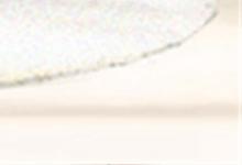 女生胸前有痣代表什么