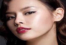 女人下巴突出的面相好不好,下巴尖的女人會克夫嗎