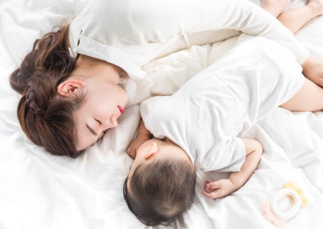 女人夢見朋友生孩子是什么意思 夢見朋友生孩子預(yù)兆什么