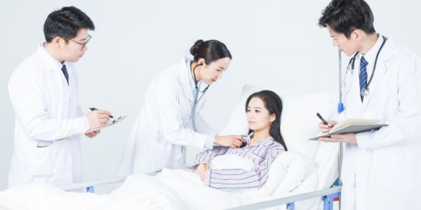 女人夢見朋友生孩子是什么意思 夢見朋友生孩子預(yù)兆什么