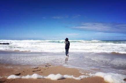 眉毛以上有痣的人的性格如何?男人眉中帶痣好不好?(圖文)