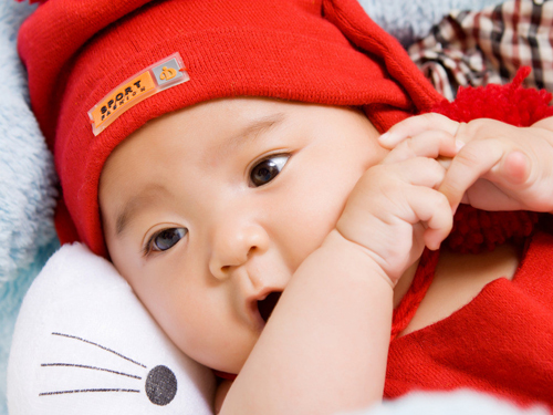 給孩子取名字要結合姓名學