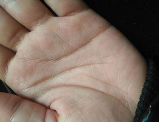 男性雙手川字掌命好嗎