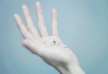 右手心有痣代表什么?有什么影響?