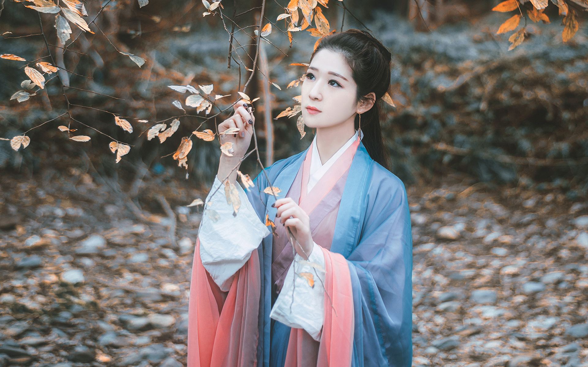 有哭夫痣的女人性格與命運解析大全(圖文)