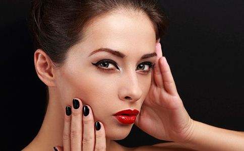 額頭高聳的人去外地發展好不好?額頭高好不好?(圖文)