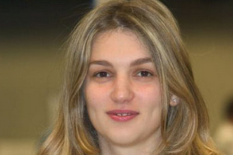 臉上有酒窩的女人婚姻如何