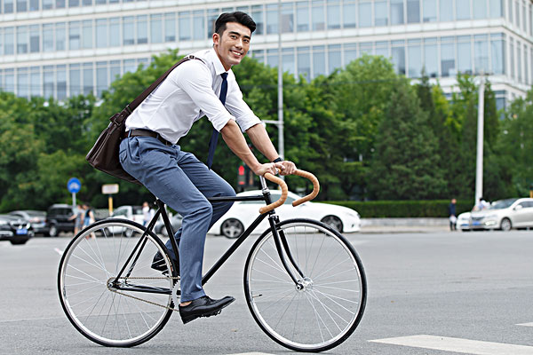 額頭不平的人的財運如何？額頭圓潤的人命運好不好？(圖文)