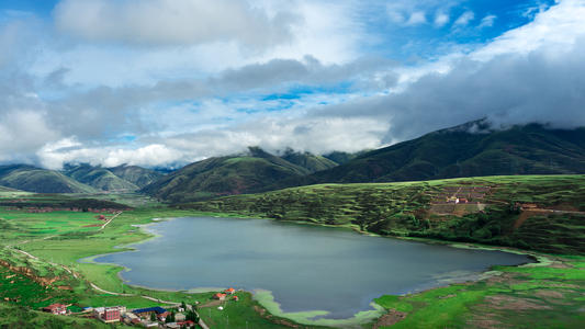 天庭***長痣有什么說法？好不好？(圖文)