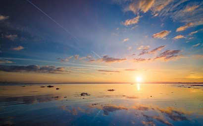 2020年農歷臘月二十五出生男孩缺水取名帶水的名字(圖文)