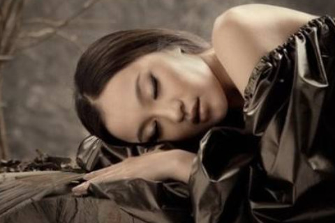 夢見去世的人復活