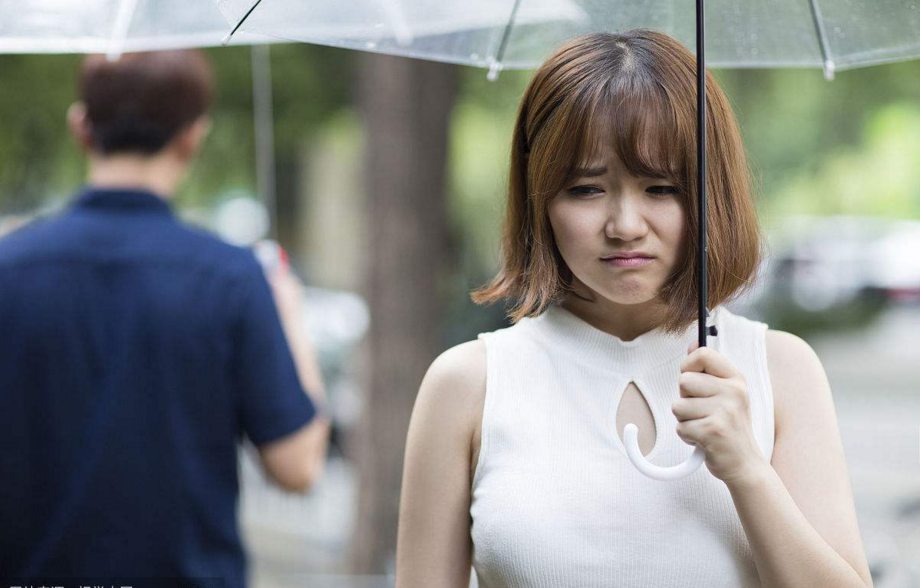 大齡單身女青年(28虛歲)去相親,被相親對象嘲諷...