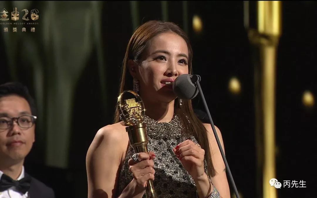 八字:蔡依林憑什么能火那么久?