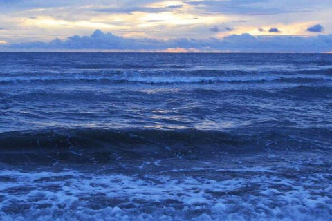 夢見漲潮是什么預(yù)示?