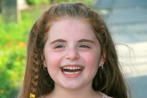 女孩初十出生好不好?