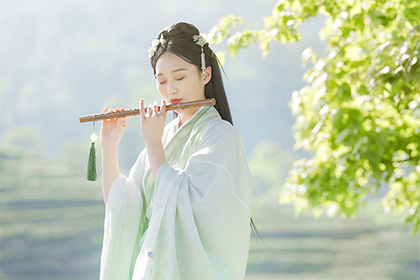 下巴長的女人會怎么樣?面相好不好?