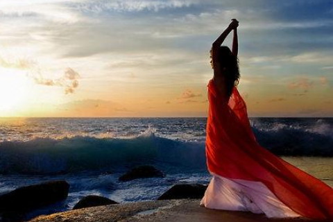 富貴有氣質(zhì)的女人面相有什么特征 鼻子高挺下巴圓潤