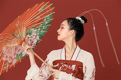 天生有抬頭紋的女人面相好不好,有抬頭紋對(duì)面相的影響?