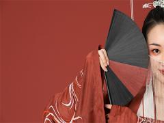 眼睛突出的女人面相善嗎?女人眼睛突出面相性格解讀!