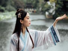 輕佻的女人哪些面相部位上有痣?容易紅杏出墻嗎?