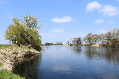 水命為什么要認(rèn)干媽,認(rèn)干爹干媽有什么講究?