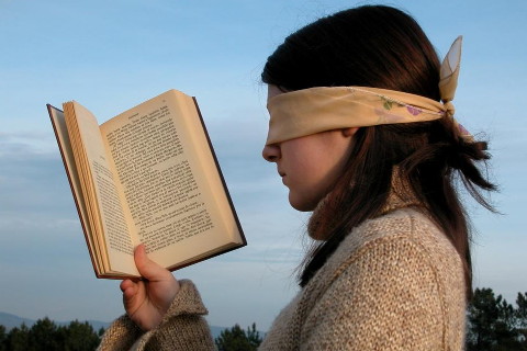 生肖屬蛇男性和12士肖女性的感情