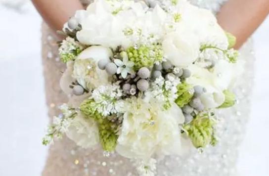 隱藏自我 神秘感很強的星座男