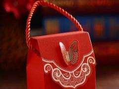 相親時除了錢 其他的一概不顧的星座女