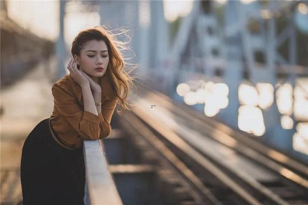 夢見手機掉廁所了是什么意思 夢見手機掉廁所了是什么意思