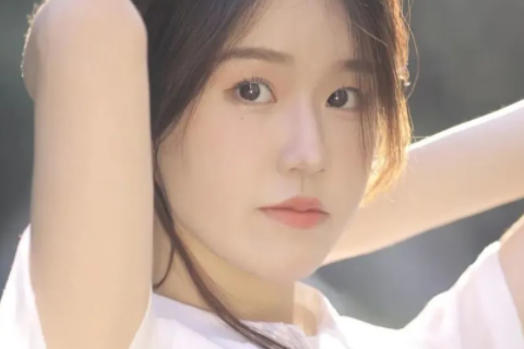 開(kāi)心快樂(lè)幸福的微信名 微信名字男生成熟穩(wěn)重霸氣