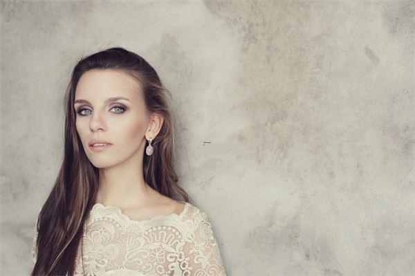 彭連虎欲殺郭靖誰出手相救 彭連虎欲殺郭靖誰出手相救