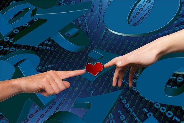 14120-.夢見蛇在家里自己又走了