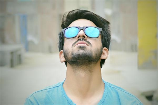 予君執(zhí)手相偕老txt