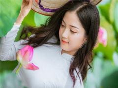 婚姻不幸的手相女