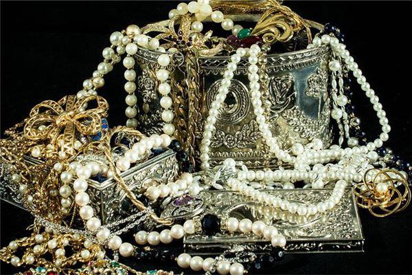 19075-.夢見嘴被人咬爛 19075-.夢見嘴被人咬爛