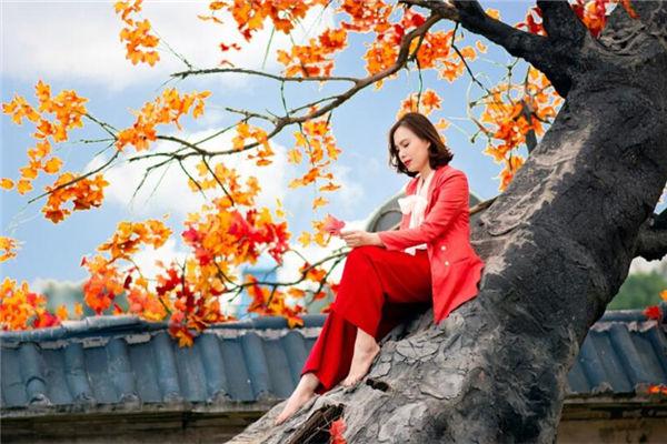 1339-.手相女感情線有四邊形 1339-.手相女感情線有四邊形