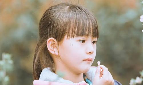 女人夢到自己穿白褲子是啥意思