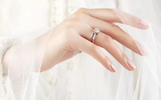 男巨蟹獅子座和女射手座二區(qū)配對(duì) 男巨蟹獅子座和女射手座二區(qū)配對(duì)