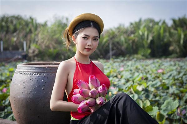 公司老板長這樣會對下屬苛刻,老板的行為對員工有影響嗎 公司老板長這樣會對下屬苛刻,老板的行為對員工有影響嗎