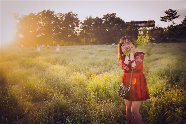 這些女人手相桃花運泛濫 桃花運泛濫的女人手相你有嗎 這些女人手相桃花運泛濫 桃花運泛濫的女人手相你有嗎