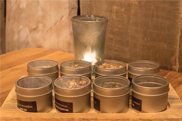 夢見自己腿很肥 夢見自己腿很粗壯 夢見自己腿很肥 夢見自己腿很粗壯