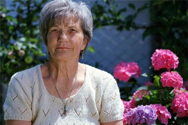 手相愛情線上有紅點