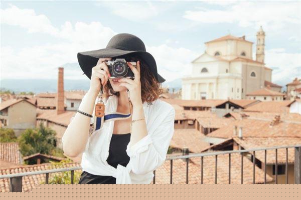 面相看哪些人是見錢眼開,見錢眼開的女人能交朋友嗎 面相看哪些人是見錢眼開,見錢眼開的女人能交朋友嗎