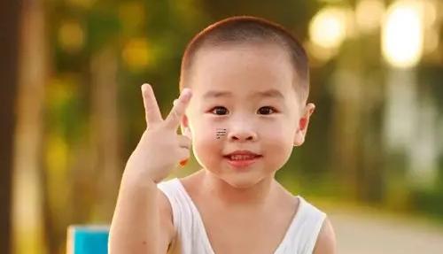 夢見別人家豬圈的一頭豬死了 夢見別人家豬死了是什么意思 夢見別人家豬圈的一頭豬死了 夢見別人家豬死了是什么意思