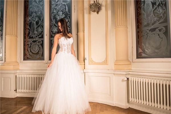 周公解夢夢到一條大魚掉我家里 夢見一條大魚游進家里