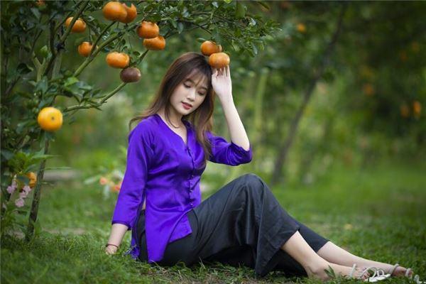 天生卷發(fā)的人看相,天生卷頭發(fā)的女人的命 天生卷發(fā)的人看相,天生卷頭發(fā)的女人的命