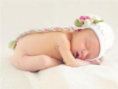 關(guān)于做夢(mèng)夢(mèng)到床下有蛇 夢(mèng)到床下面有蛇